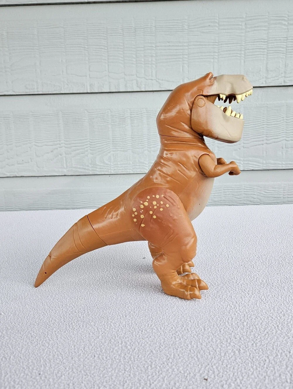 Disney Pixar The Good Dinosaur Butch 9